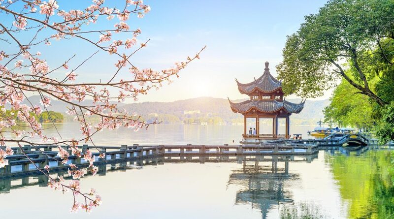 Cảnh đẹp Tây Hồ nổi tiếng của Hàng Châu