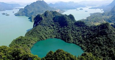 Bức tranh thiên nhiên vẽ tại Hồ Mắt Rồng – Hòa Bình