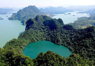 Bức tranh thiên nhiên vẽ tại Hồ Mắt Rồng – Hòa Bình